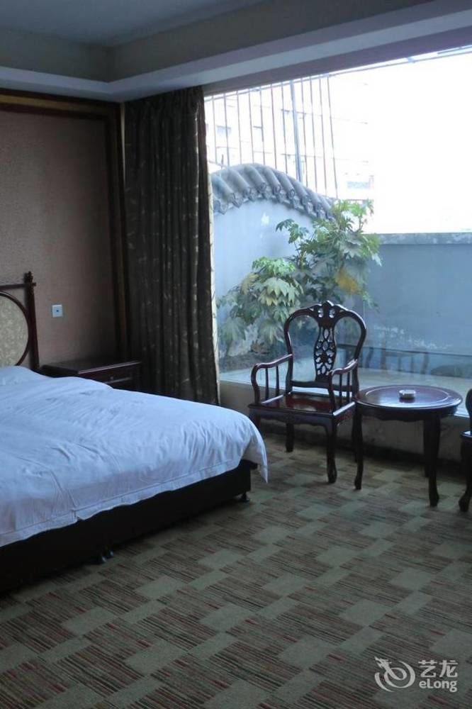 Huayu South City Hotel Wenjiang Eksteriør billede