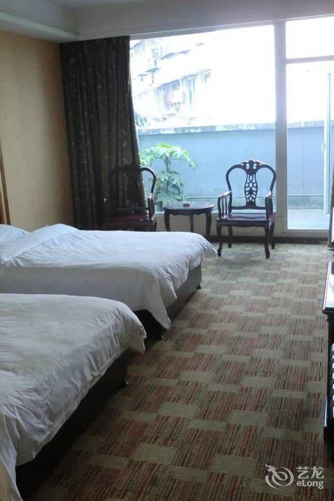 Huayu South City Hotel Wenjiang Eksteriør billede
